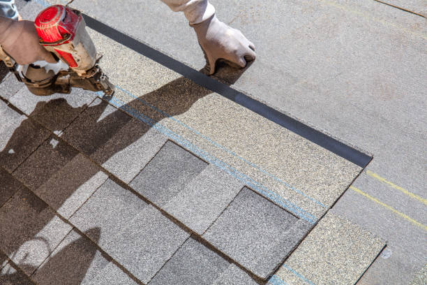 Professional  Roofing repair and installation in Center Line, MI